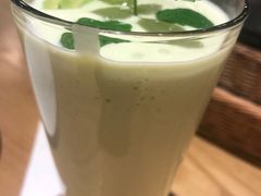 牛油果优格-LO CALCOW卡路力轻食主义餐厅(陆家嘴店)