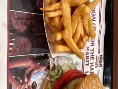 -The Habit Burger Grill 哈比特汉堡(世博店)