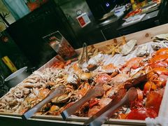 -雍容荟帝王蟹活龙虾展台自助(IFS黑金店)