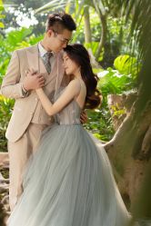 -雪中彩影婚纱摄影·微光艺术中心