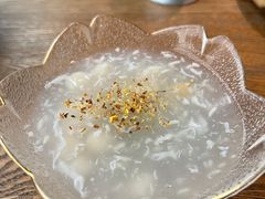 -蜜桃餐厅·伴山(湖滨商业街店)