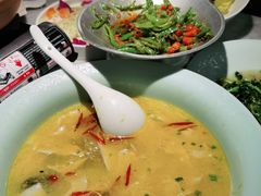 -雀蓝川菜(奥体广场店)