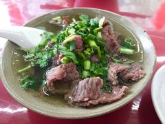 -谢老五跷脚牛肉·非遗传承店