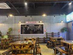 大堂-石锅苗苗鱼(武汉首店)