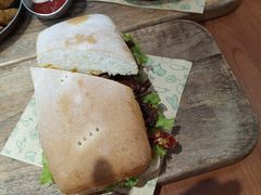 墨西哥风味牛小排配夏巴塔-魏斯理汉堡(西安沣东吾悦店)