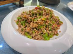 -香巴拉云南餐厅(华莱坞店)