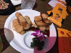 -三人行骨头王火锅(长寿店)