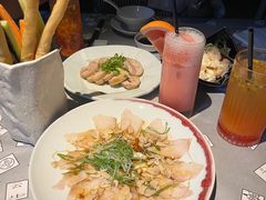薄切鲜鱼片-穹六人间 people 6(岳阳路店)