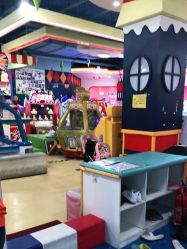 -开心哈乐儿童主题乐园(孙河易事达店)