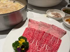 -洋房火锅(上海新天地南北里店)