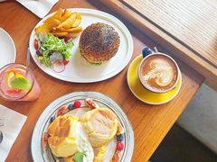 招牌牛肉汉堡-UPPER KITCHEN(延安路店)