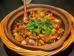 啫啫牛蛙煲-鹊玥·粤菜小馆(汇智国际商业中心店)