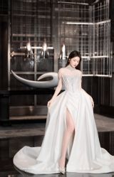 点击看大图 -GODDESS WHITE婚纱礼服(鹏城动力大厦店)
