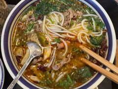 -云阿蛮云南生烫牛肉米线(奉贤路店)