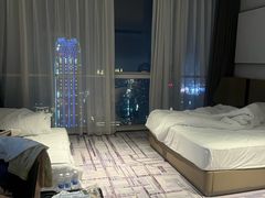 -大连星海皇冠假日酒店