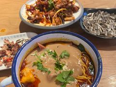 -华府九号海鲜烧烤大排档(龙域店)