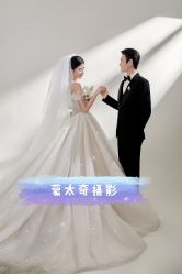 -蒙太奇婚纱摄影(万达店)