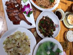 -老滇山寨•云南特色菜•地方菜•民族风情歌舞表演(金碧店)