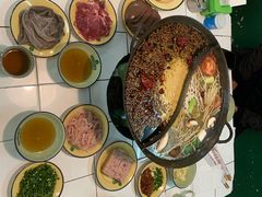 -石灰市老火锅(北滨路店)