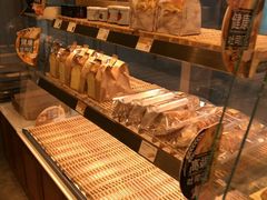 -Dough&Joe团憩(瑞虹天地月亮湾店)