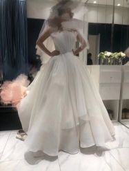 点击看大图 -GRACE KELLY婚纱与礼服(北京店)