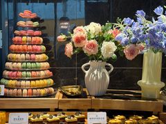 -雍容荟帝王蟹活龙虾展台自助(IFS黑金店)