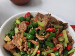 -独一佳老胡湘菜馆(矿山路店)
