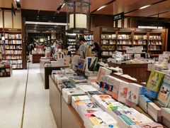 -诚品(信义店)