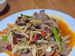 -大众跷脚牛肉馆·非遗传承单位(峨眉山店)