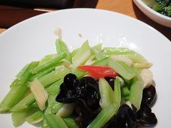 -顺风汤馆·广府粤菜(江宸天街店)