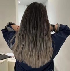 -艾美A·M Hair Salon