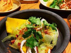 小鱿鱼芹菜色拉-SHAN山(前滩太古里店)