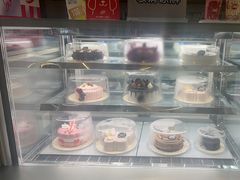 -DQ·蛋糕·冰淇淋(三亚青春颂店)