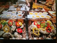 -雍容荟帝王蟹活龙虾展台自助(IFS黑金店)