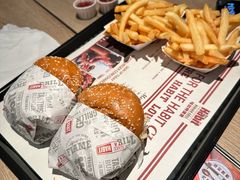 -The Habit Burger Grill 哈比特汉堡(复兴soho店)