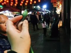 -吴山路夜市