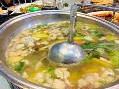 -马尔龙新疆饭店·清真(瑞景店)