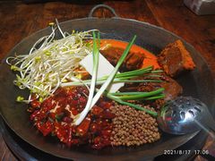 -四小区火锅·巷子里的重庆火锅(花照壁店)