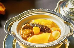 Six-Row Spine Sea Cucumber Buddha Jumps Over the Wall