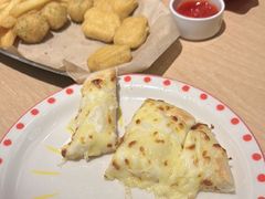 -菲滋意式餐厅(富阳东方茂店)