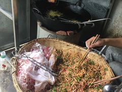 -半月镰胡姐脆皮萝卜饺子