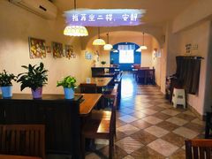 卡座-绝城芋儿鸡(犀浦旗舰店)