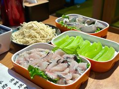-华府九号海鲜烧烤大排档(龙域店)