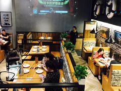 大堂-江渔儿酸菜鱼(东二环泰禾店)