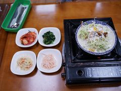 -亲昵春川鸡排(韩国美食街店)