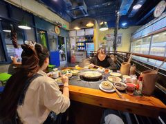 -两三事小郡肝串串香火锅(桂庙店)