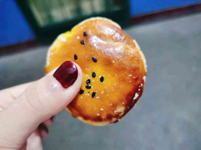 千里酥(世纪阳光店)-"去汉中耍 高铁站附近买的糕点 还挺好吃 .