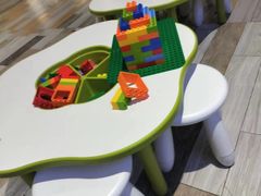 -Swim斯卫姆国际儿童游泳中心(红博中央公园店)