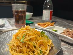 -禄婶鸡煲·打边炉