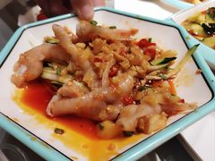 -顶峰夜宴·龙虾烧烤大排档(九江学院店)